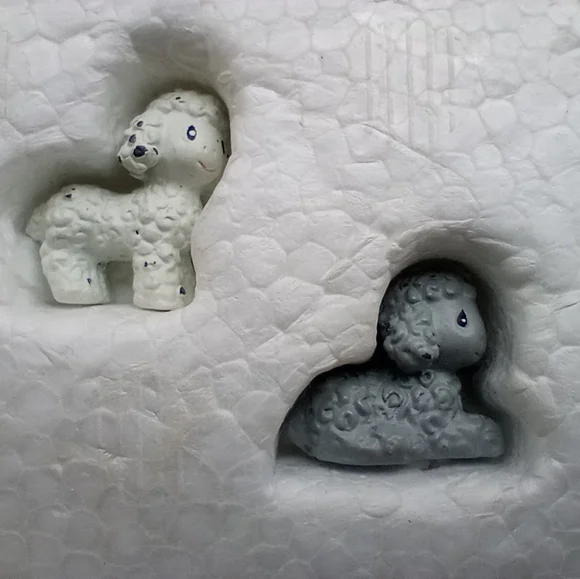 1990 Enesco Precious Moments Miniature  Nativity Scene and The Three Wise Men - Picture 4 of 10